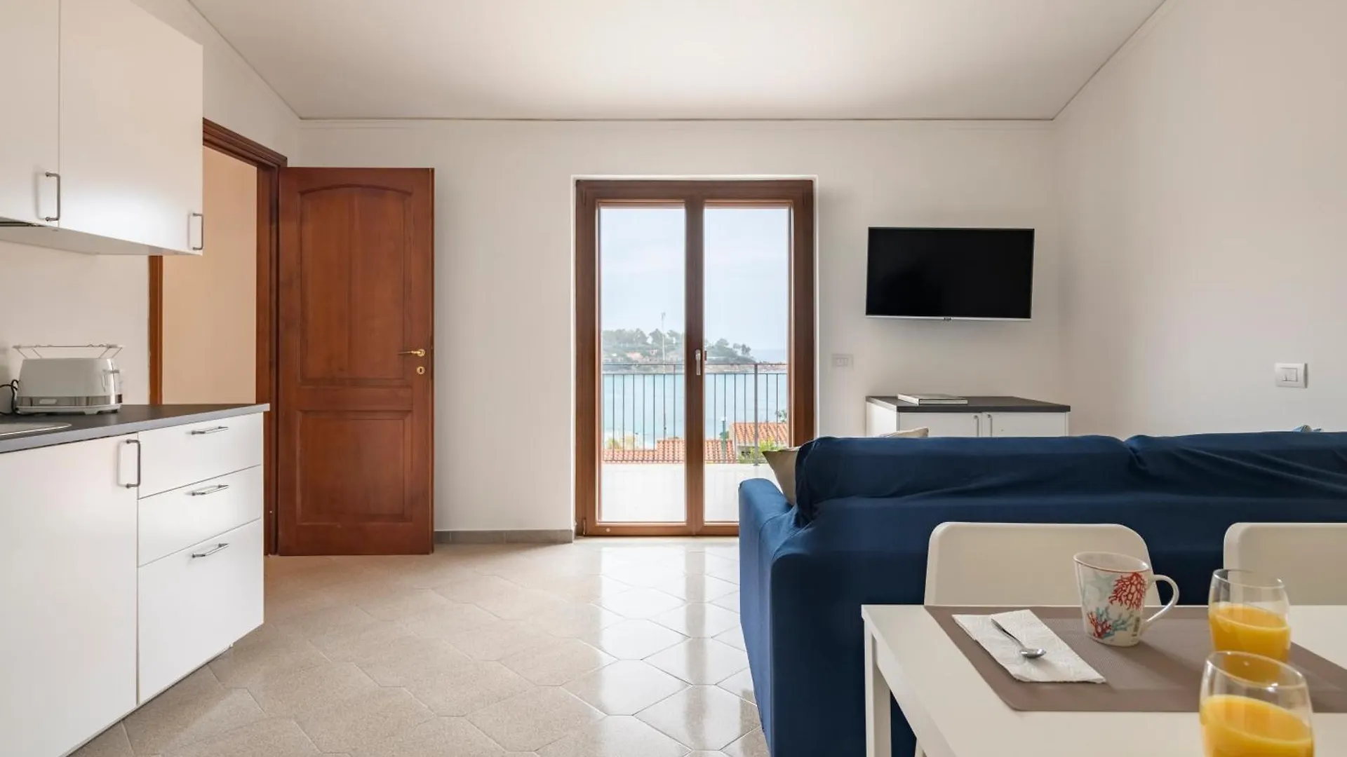 Amazing View - Beautiful Apartment Portu Frailis Àrbatax Włochy